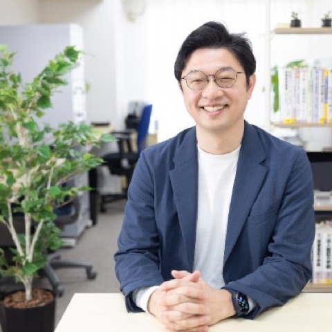 司法書士 岩白 啓佑
